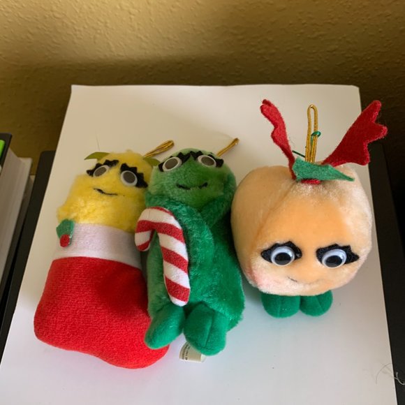 DEL MONTE YUMKINS Christmas Ornaments1991 6 FRUITS & VEGGIES Anthropomorphic - Picture 2 of 6